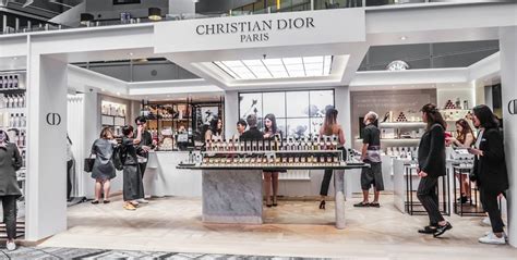 dior changi terminal 3